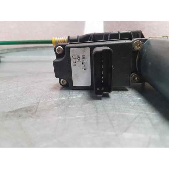 Elevalunas Trasero Derecho Para Peugeot 807
