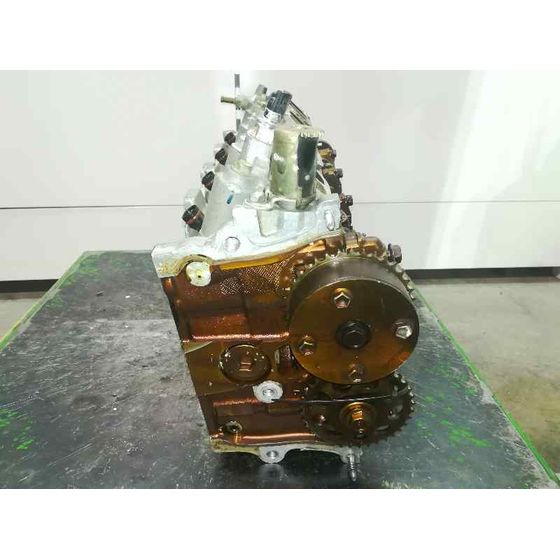 Culata para Toyota Avensis Berlina (T 22)