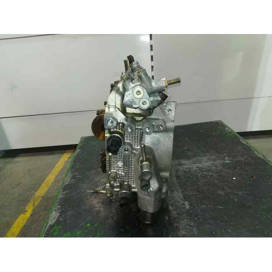 Culata para Toyota Avensis Berlina (T 22)