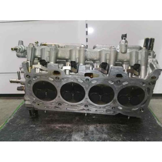 Culata para Toyota Avensis Berlina (T 22)