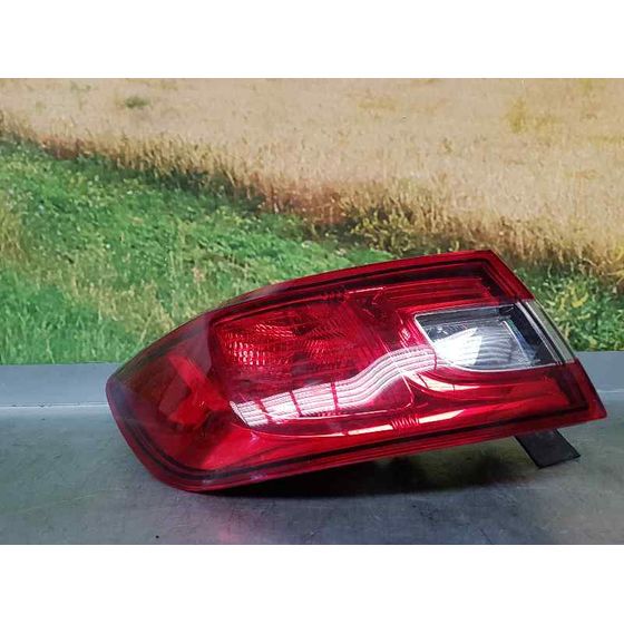 Piloto Trasero Izquierdo Para Renault Clio Iv