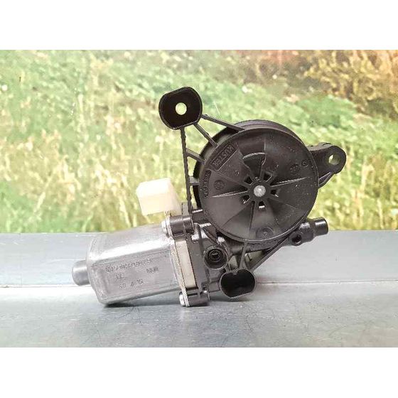 Motor Elevalunas Delantero Derecho Para Seat Leon St