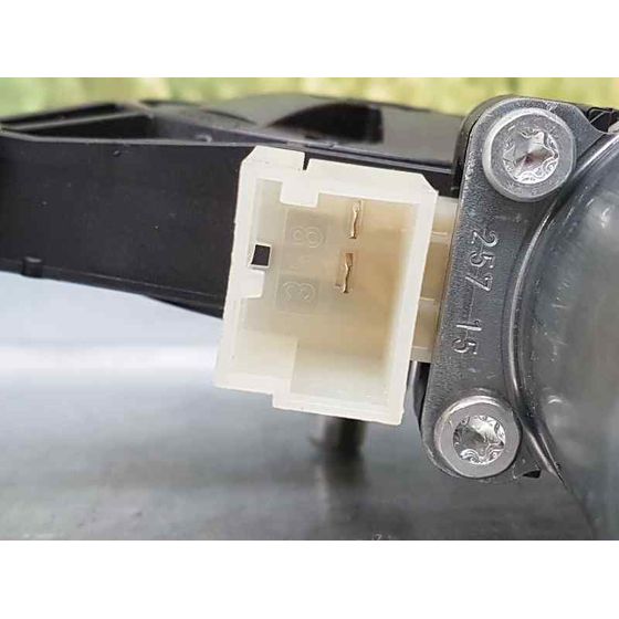 Motor Elevalunas Delantero Derecho Para Seat Leon St