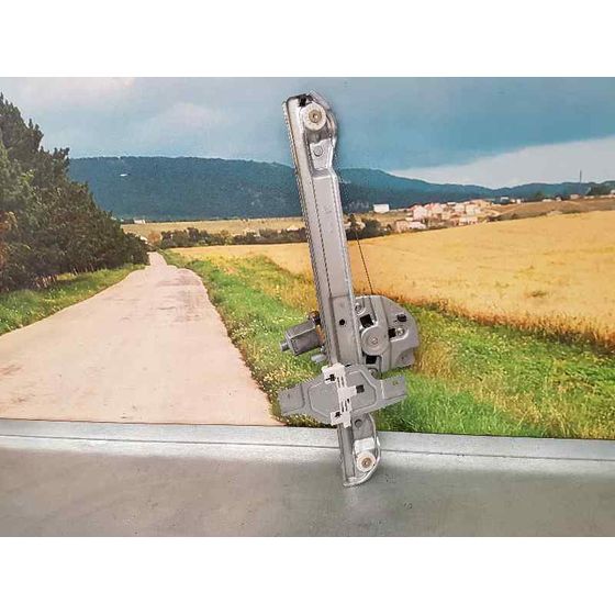 Elevalunas Delantero Derecho para Peugeot 2008
