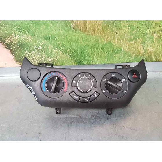 Mando Calefaccion / Aire Acondicionado para Chevrolet Aveo