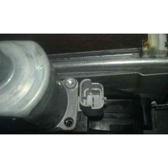 Elevalunas Delantero Derecho Para Peugeot 208