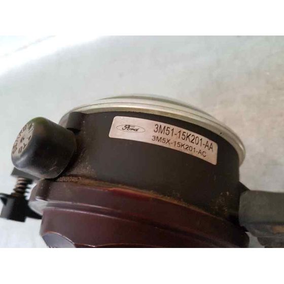Faro Antiniebla Derecho Para Ford Focus Berlina