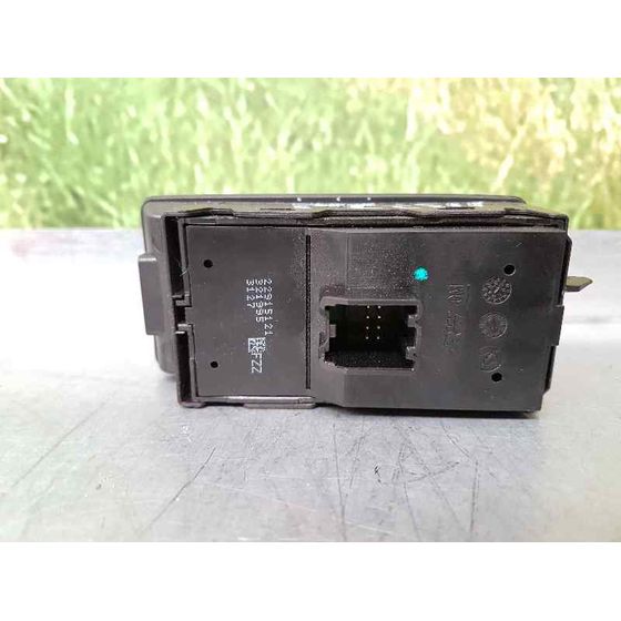 Mando Elevalunas Delantero Izquierdo Para Opel Insignia Berlina
