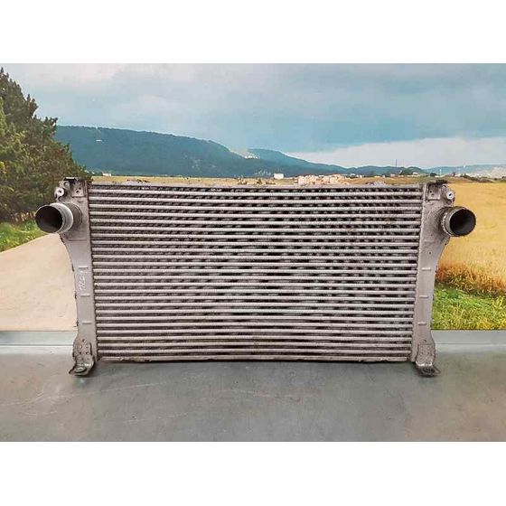 Intercooler Para Toyota Auris