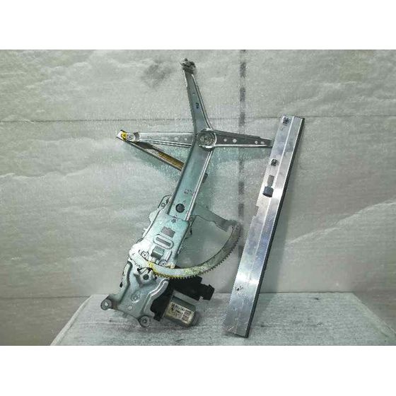 Elevalunas Delantero Izquierdo para Opel Corsa C