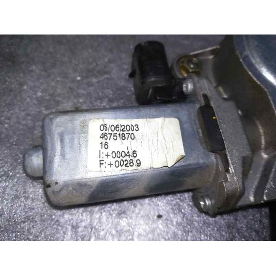 Elevalunas Delantero Derecho Para Alfa Romeo 147