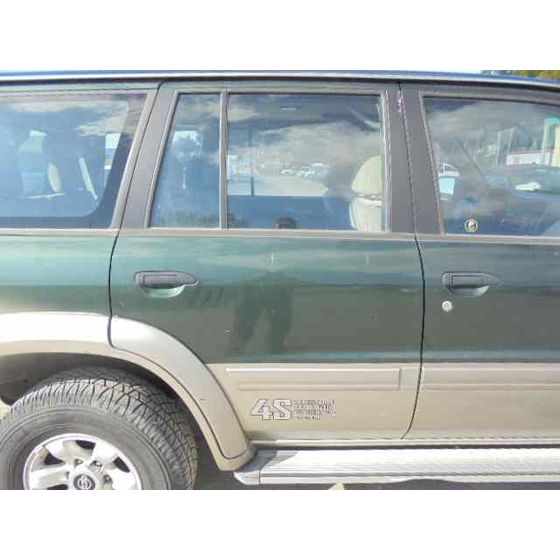 Puerta Trasera Derecha Para Nissan Patrol Gr