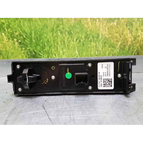 Mando Elevalunas Delantero Izquierdo Para Ford Focus Lim.