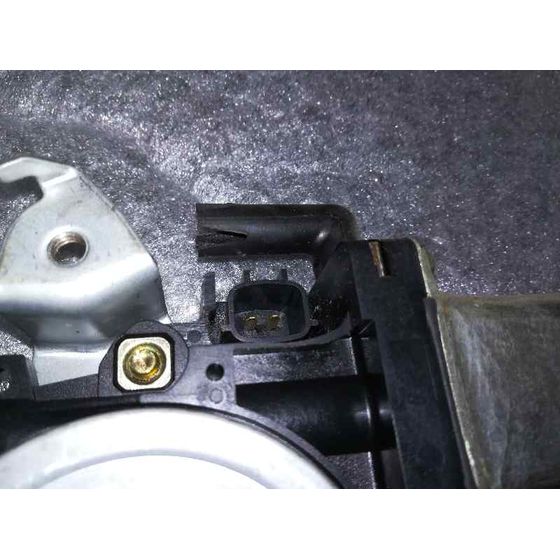 Elevalunas Delantero Derecho Para Nissan Almera