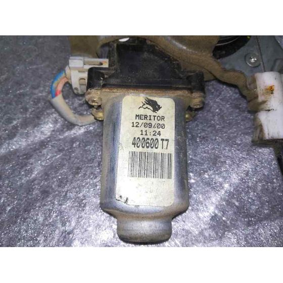 Elevalunas Delantero Derecho Para Nissan Almera