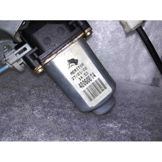 Elevalunas Trasero Derecho Para Nissan Primera Trav.