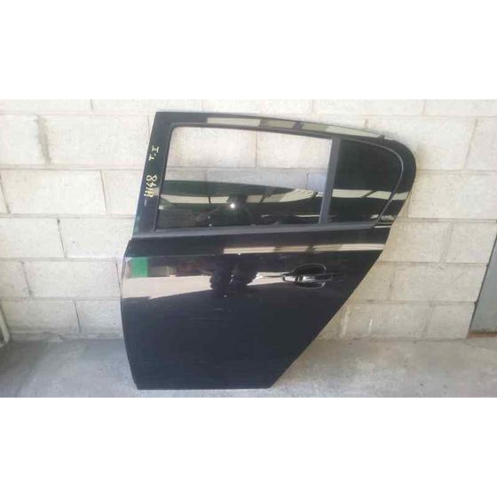 Puerta Trasera Izquierda Para Opel Astra H Berlina
