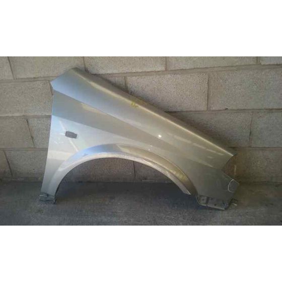 Aleta Delantera Derecha Para Nissan Primera Berlina