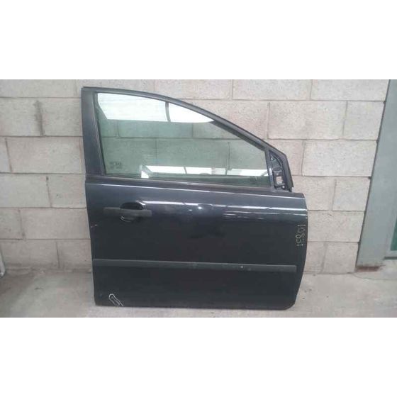 Puerta Delantera Derecha para Ford Focus Berlina (Cap)