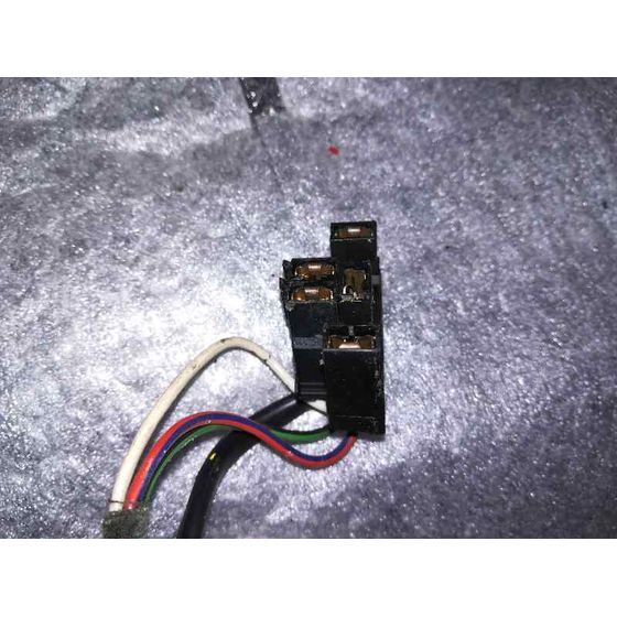 Elevalunas Delantero Derecho Para Audi 100 Avant