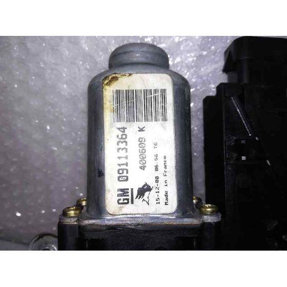 Elevalunas Delantero Derecho para Opel Corsa C