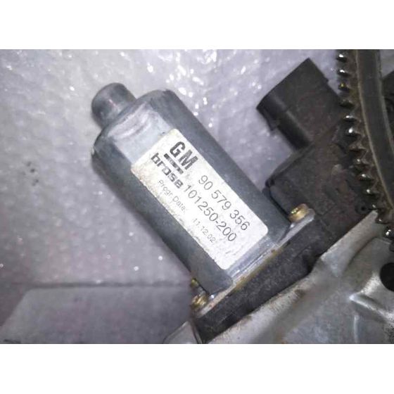 Elevalunas Delantero Derecho Para Opel Zafira A