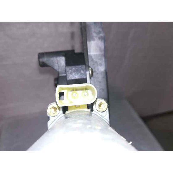 Elevalunas Trasero Derecho para Ford Mondeo Berlina (Gd)