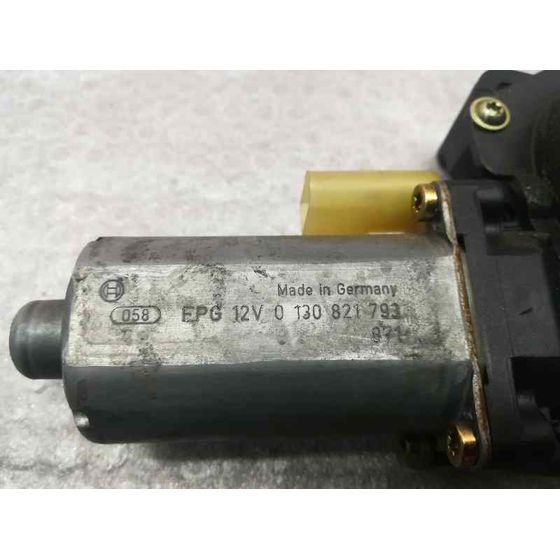 Elevalunas Delantero Derecho para Ford Mondeo Berlina (Gd)
