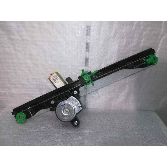 Elevalunas Delantero Derecho Para Fiat Punto Berl.