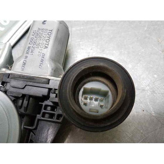 Elevalunas Trasero Derecho Para Toyota Yaris