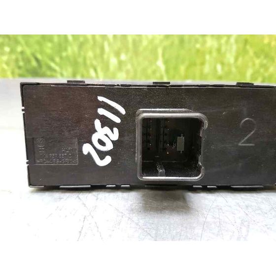 Mando Elevalunas Delantero Izquierdo Para Seat Ibiza