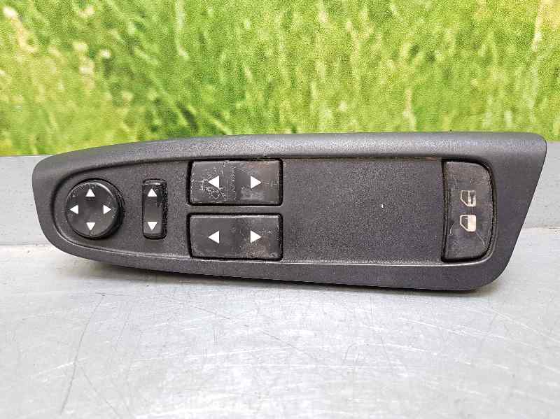 Mando Elevalunas Delantero Izquierdo  Para Fiat Stilo