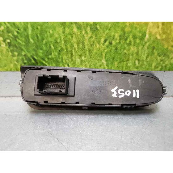 Mando Elevalunas Delantero Izquierdo Para Fiat Stilo