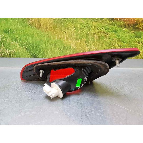 Piloto Trasero Izquierdo para Mitsubishi Colt Berlina 3 (Cz)