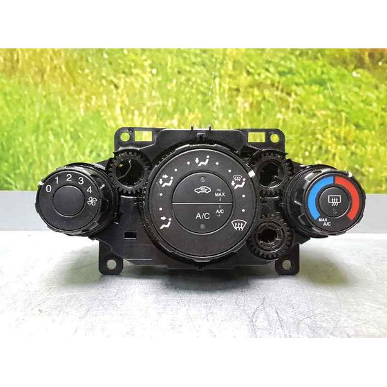 Mando Calefaccion / Aire Acondicionado para Ford Fiesta (Ccn)