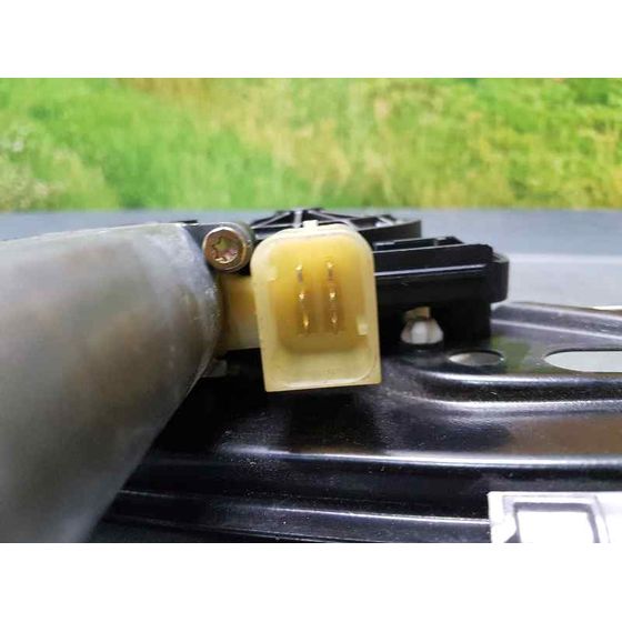 Elevalunas Trasero Izquierdo Para Mercedes Clase C Berlina