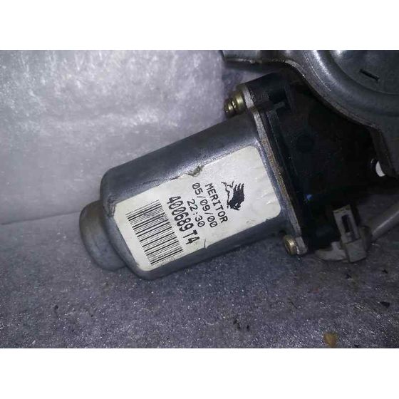 Elevalunas Trasero Izquierdo para Nissan Almera (N16/E)