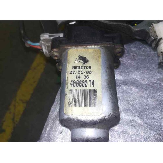 Elevalunas Trasero Derecho Para Nissan Primera Berlina