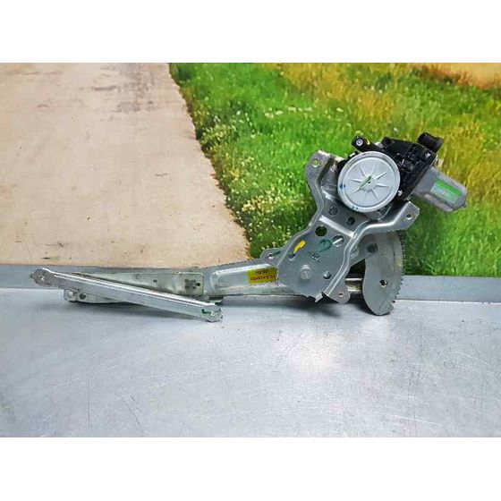 Elevalunas Delantero Derecho Para Suzuki Alto Amf 310