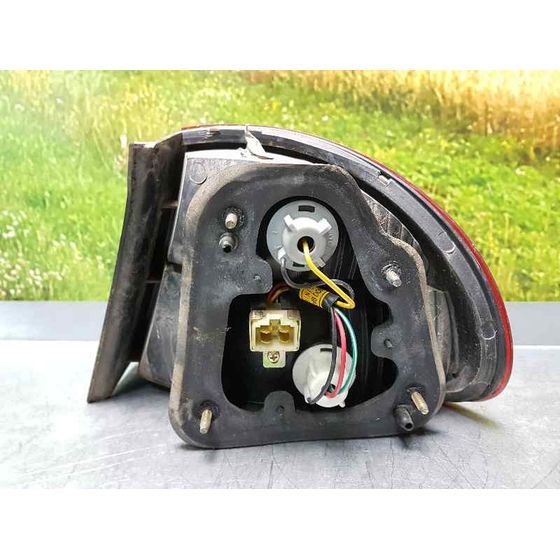 Piloto Trasero Izquierdo para Daewoo Lanos