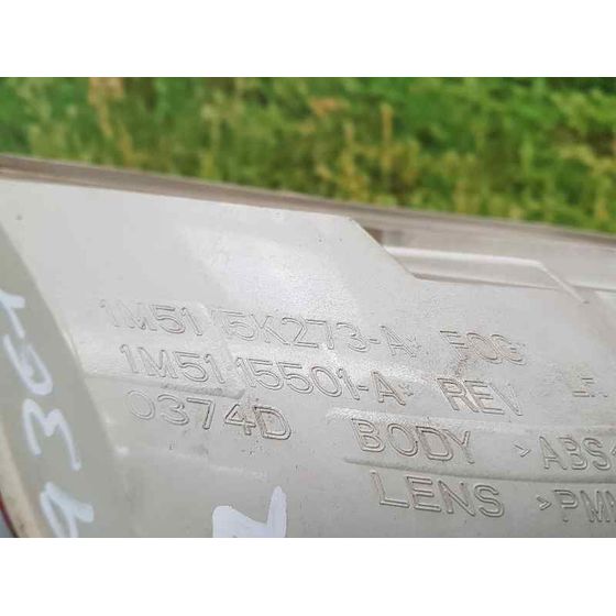 Faro Antiniebla Trasero Izquierdo Para Ford Focus Berlina