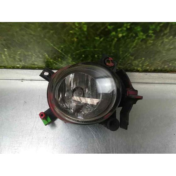 Faro Antiniebla Derecho Para Audi A4 Cabrio