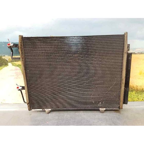 Condensador / Radiador Aire Acondicionado Para Mitsubishi Montero