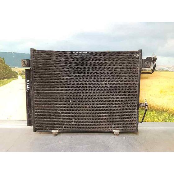 Condensador / Radiador Aire Acondicionado Para Mitsubishi Montero