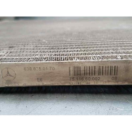 Condensador / Radiador Aire Acondicionado Para Mercedes Vito Caja Cerrada
