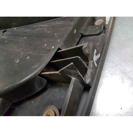 Rejilla Delantera Para Ssangyong Rexton
