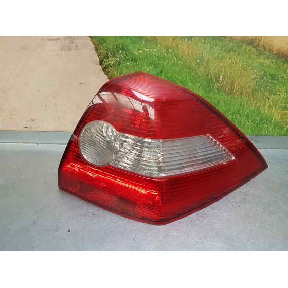 Piloto Trasero Derecho para Renault Megane Ii Classic Berlina