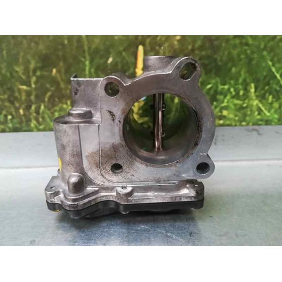 Caja Mariposa para Renault Trafic Combi (Ab 4.01)