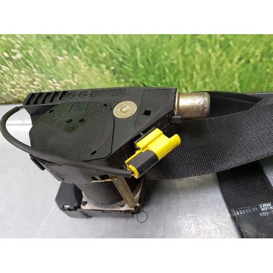 Pretensor Airbag Derecho Para Mercedes Clase M