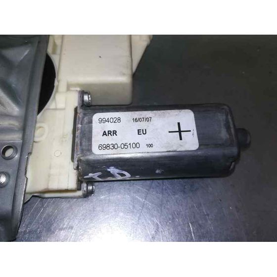 Elevalunas Trasero Derecho Para Toyota Avensis Berlina